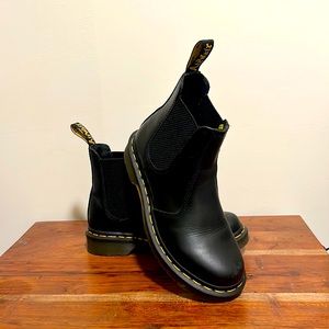 WOMENS 5 DR Martens 2976 WAXED FULL GRAIN LEATHER CHELSEA BOOTS